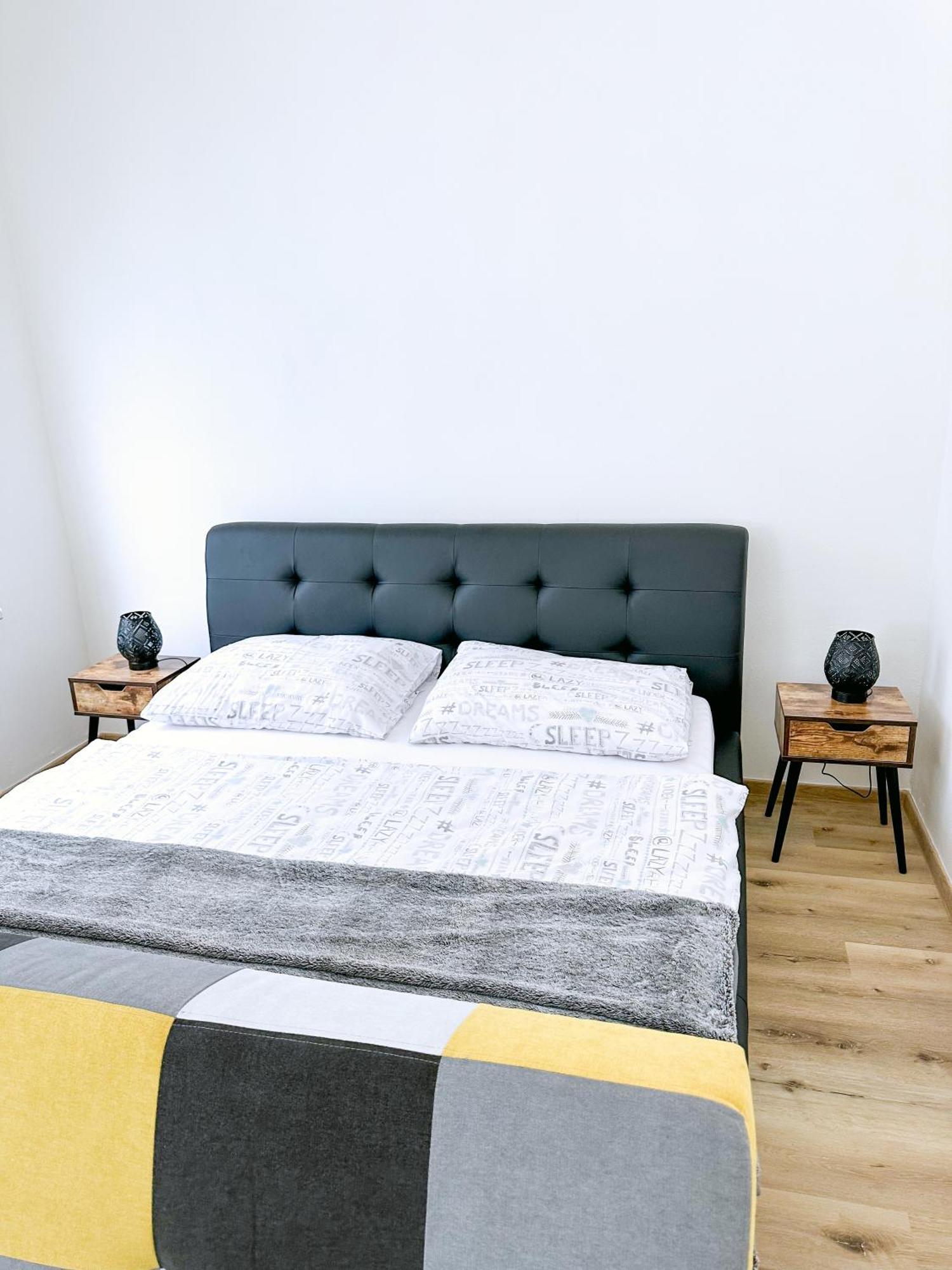 Penzion Dmz Ostrava Ngoại thất bức ảnh