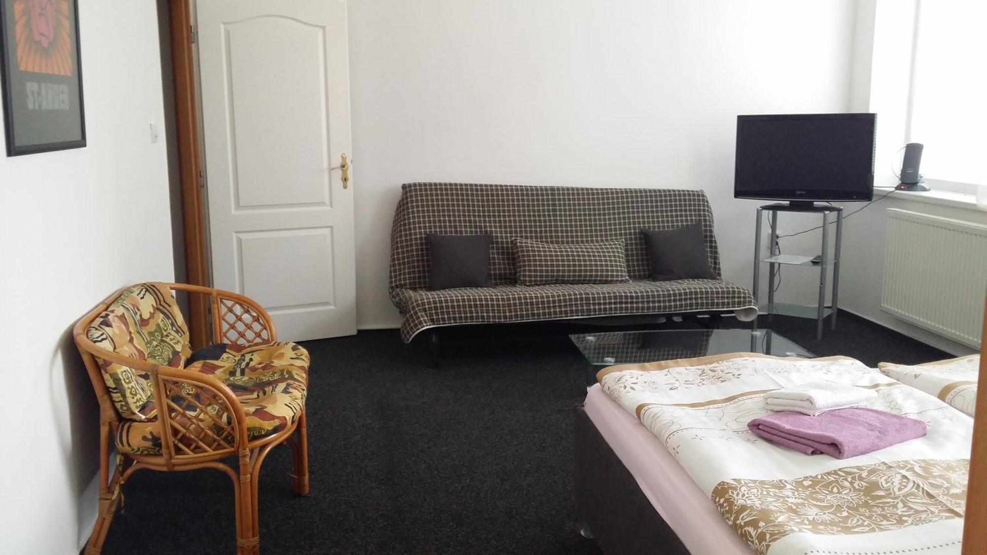 Penzion Dmz Ostrava Ngoại thất bức ảnh